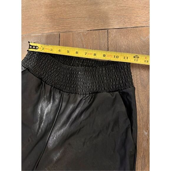 C58 Commando NWT Faux Leather Smocked Joggers Women’s Size Small - Picture 9 of 11